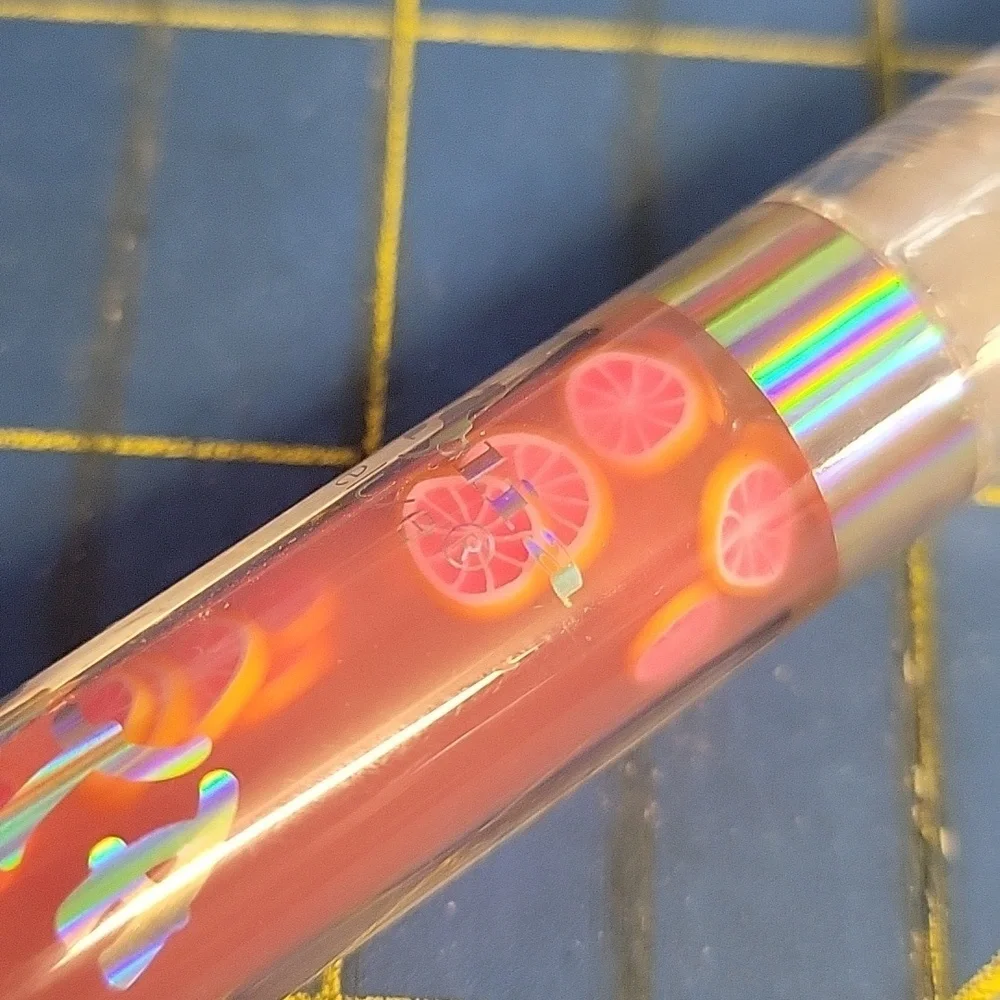 Fruita Loco Refreshing Lip Oil 3g New Tube - Grapefruit